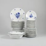 1322 9420 DINNERWARE